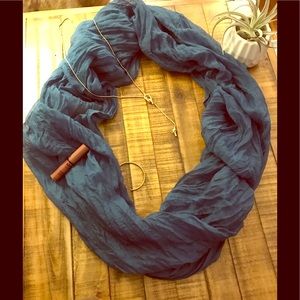 Pretty Jewel Tone Scarf! 💙